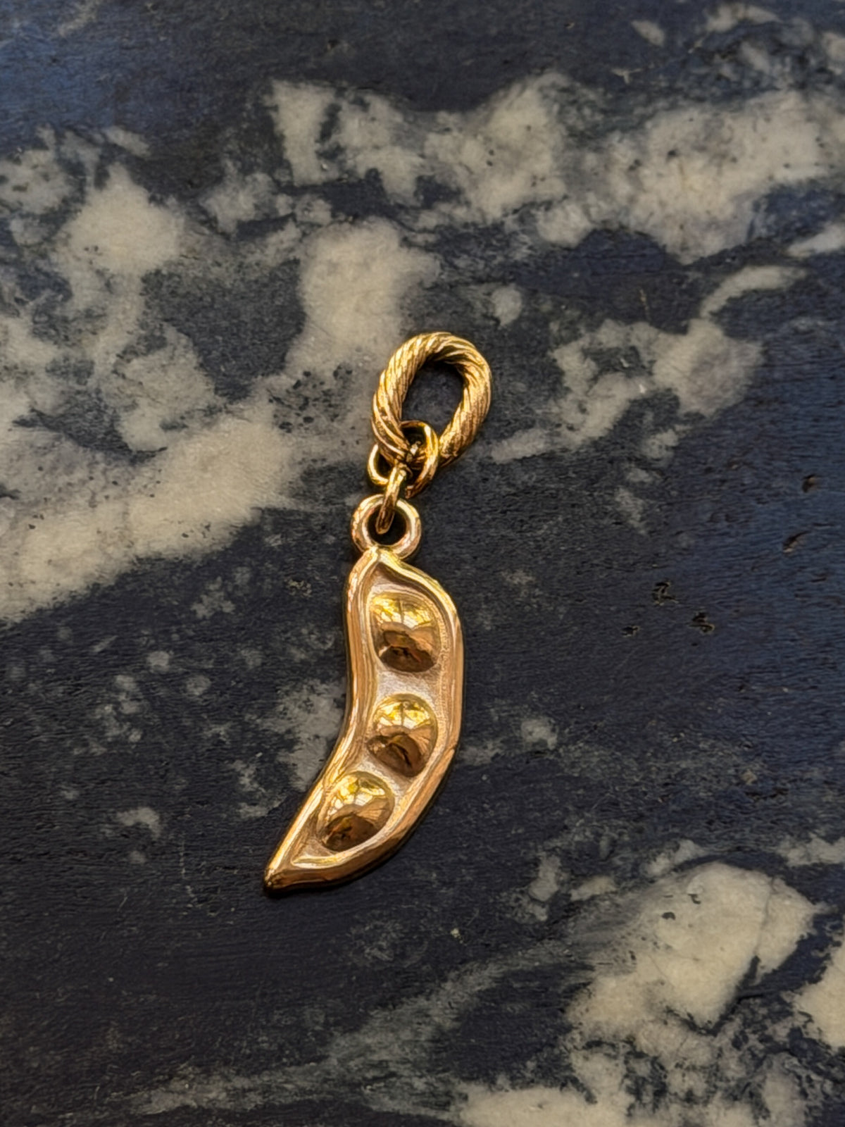 Peapod Charm