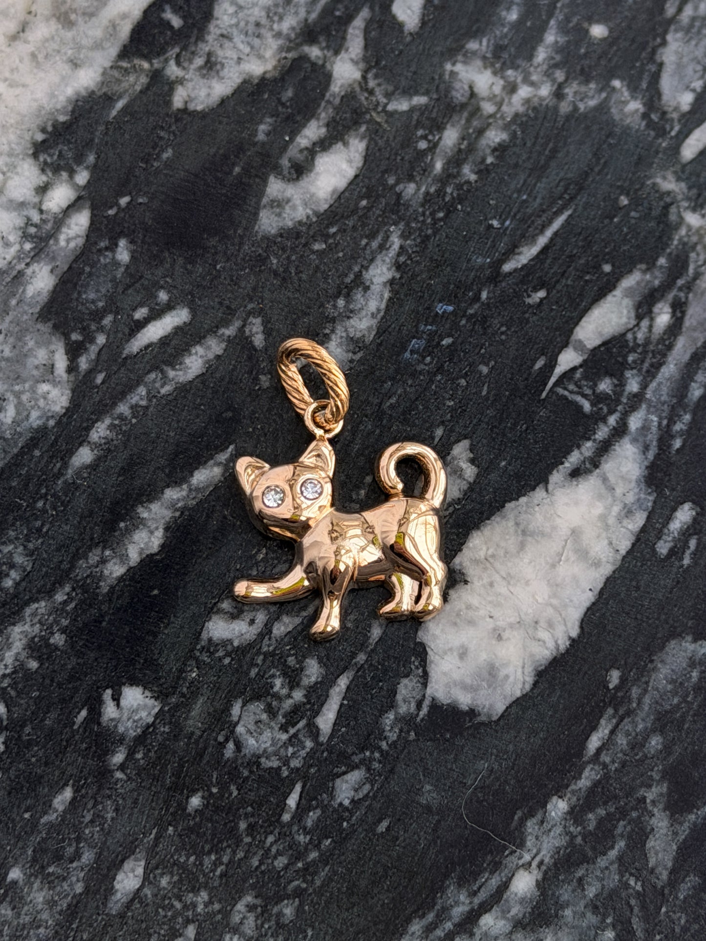 Rhinestone Eye Cat Charm