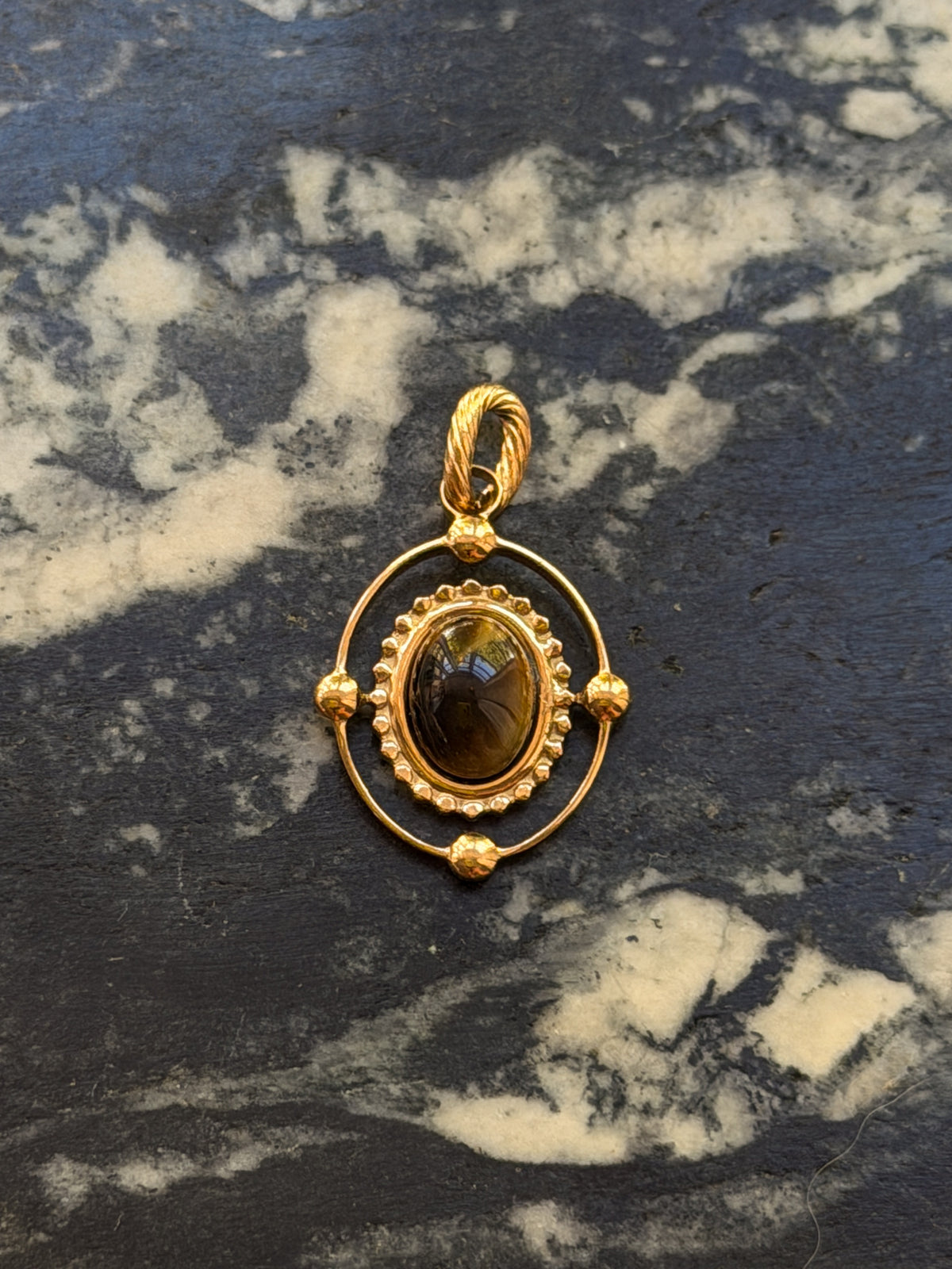 Stone in Oval Pendant Charm